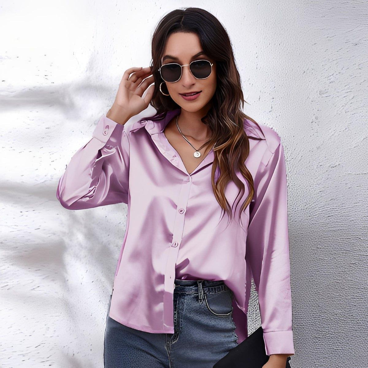 Haylee - Luftige und schimmernde Bluse