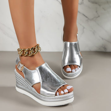 Alicia - Sandalen mit dicker Sohle und Schnalle
