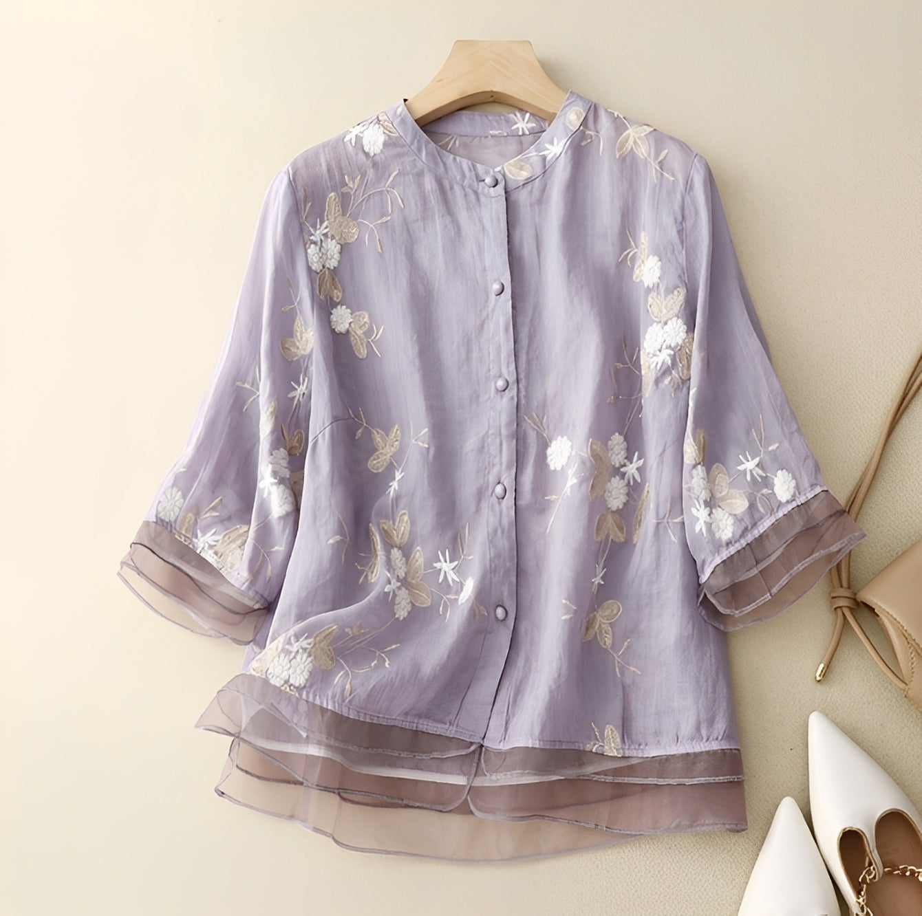 Christine - Stilvolle Bluse mit gestickten Blumen für Damen