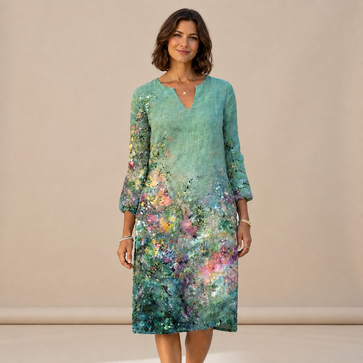 Ninna - Stilvolles und weiches V-Ausschnitt-Kleid