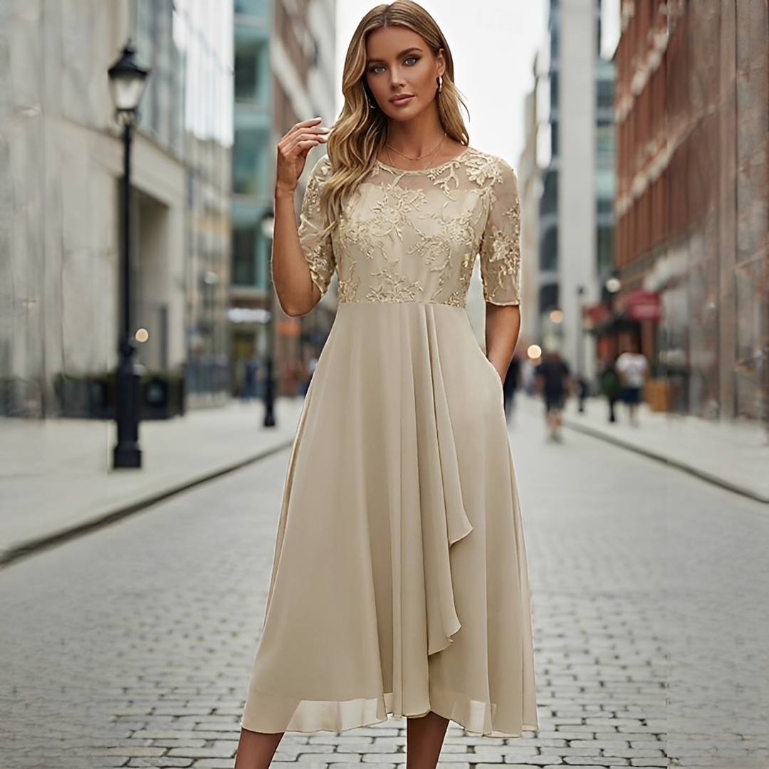 Victoria - Elegantes Sommerkleid mit Spitzen