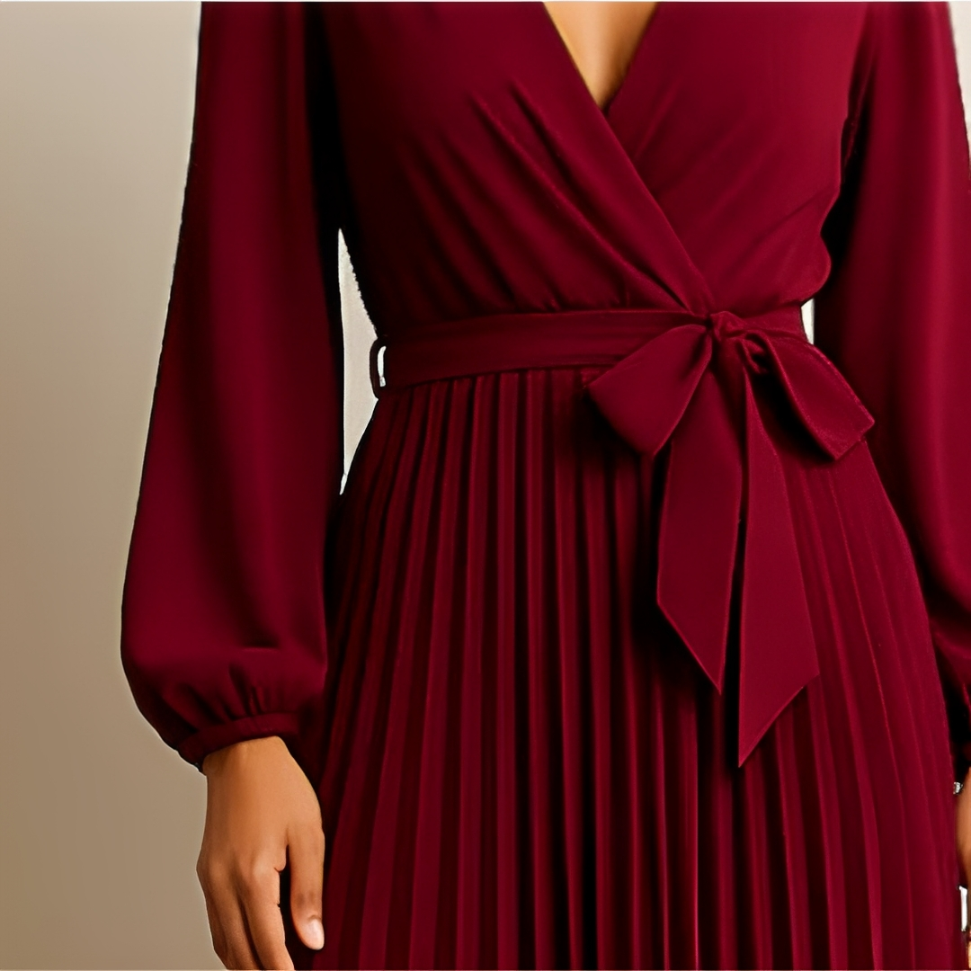 Naomi - Elegantes Kleid mit V-Ausschnitt und Raffungen