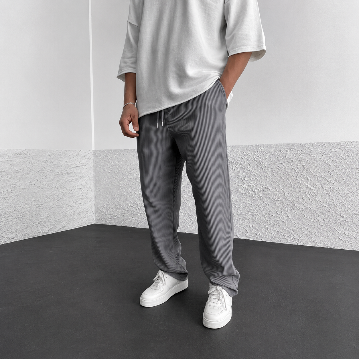 Zeke - Locker geschnittene Hose mit Bindeband