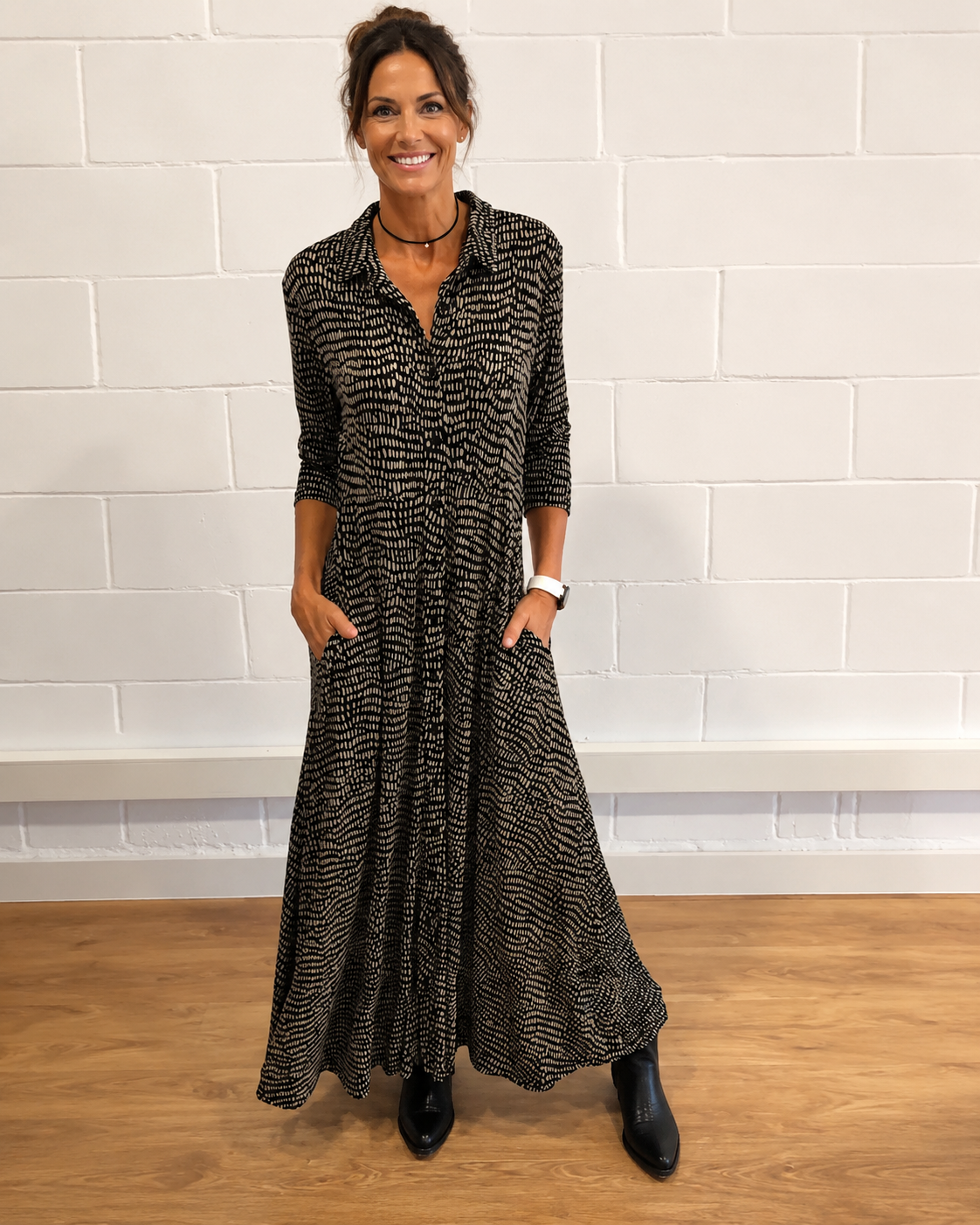 Damiana - Schickes Kleid mit V-Ausschnitt und Kragen