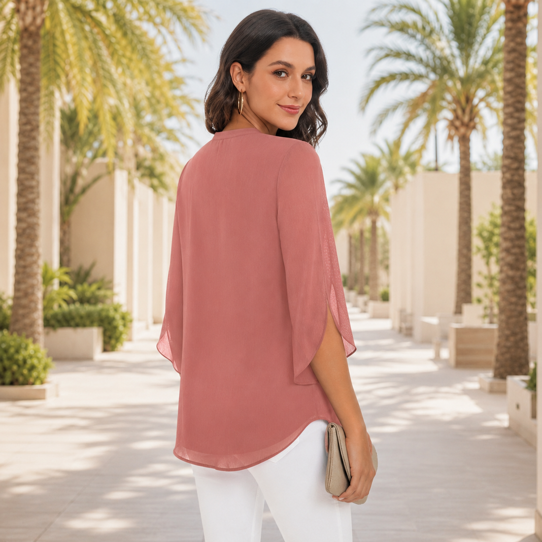 Arsine - Elegante, locker geschnittene Bluse mit V-Ausschnitt