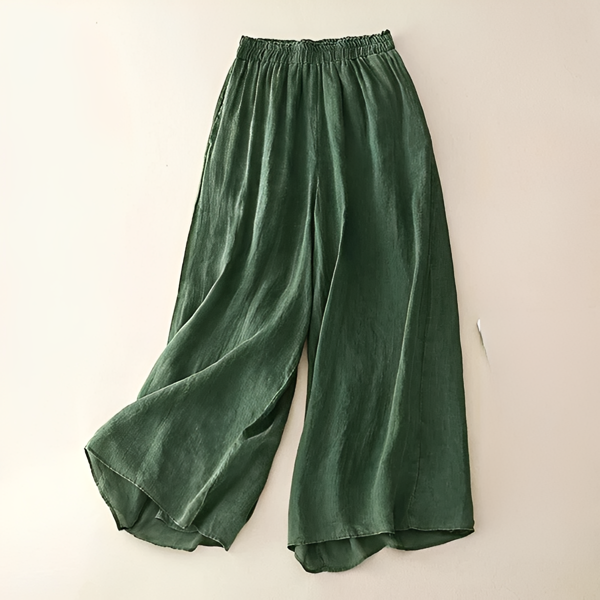 Zavina - Hose mit flexiblem Bund und weitem Schnitt