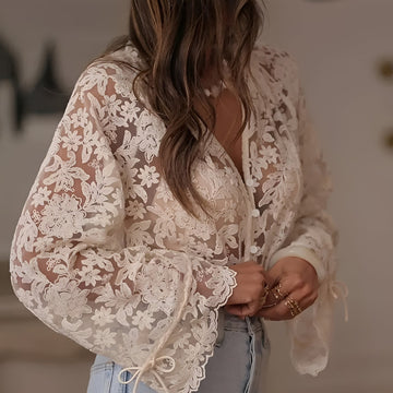 Alexia - Stylische bestickte Bluse mit Blumenmuster