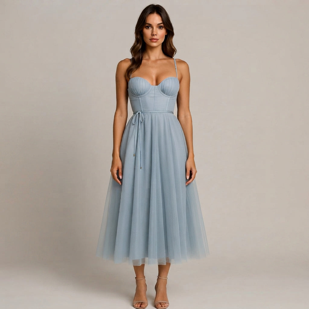 Cynthia - Schickes und Stilvolles Midikleid