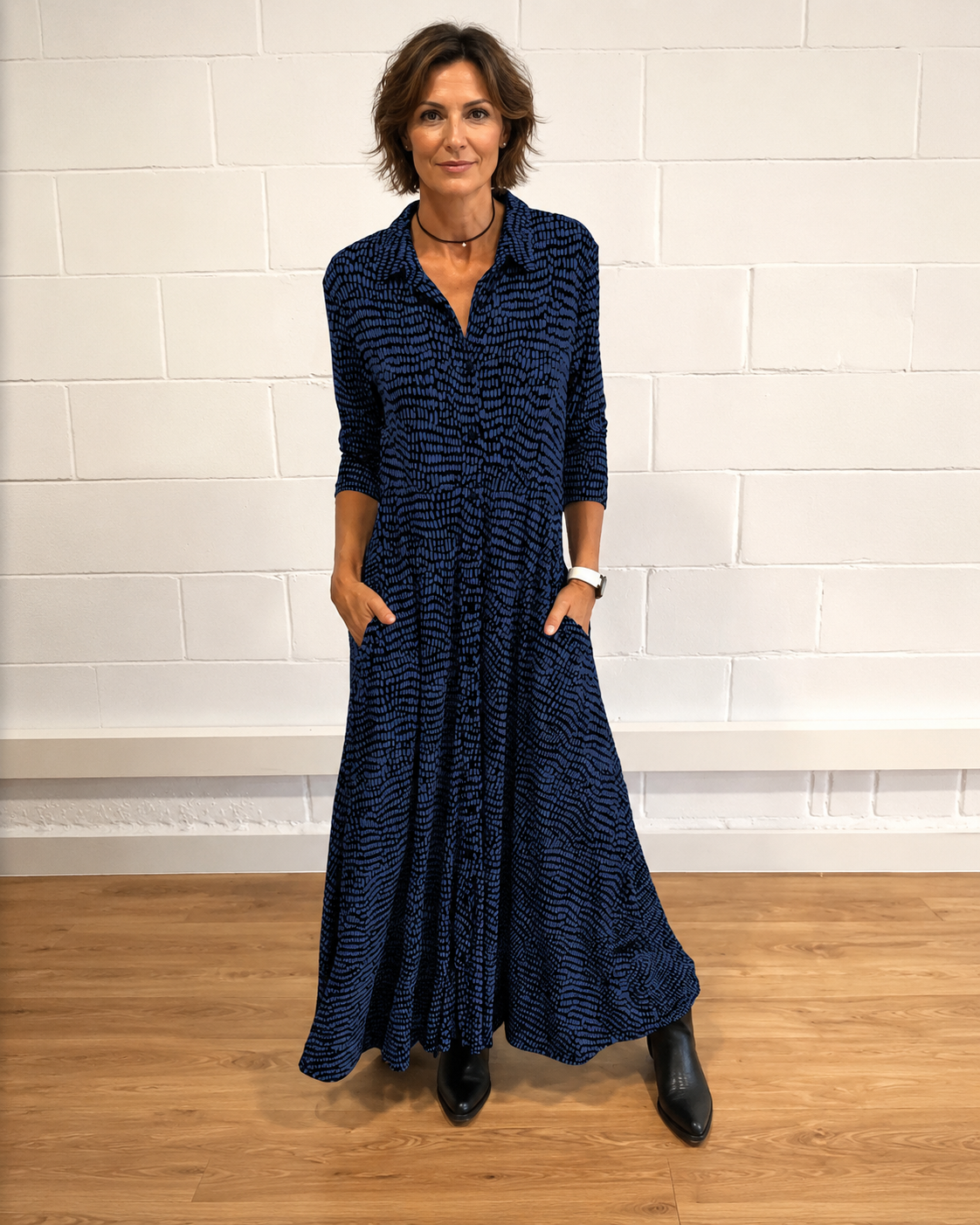Damiana - Schickes Kleid mit V-Ausschnitt und Kragen
