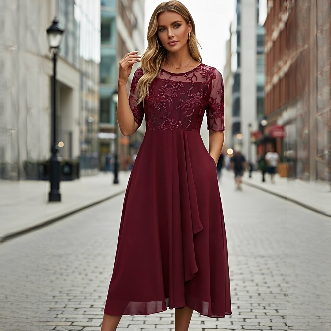 Victoria - Elegantes Sommerkleid mit Spitzen