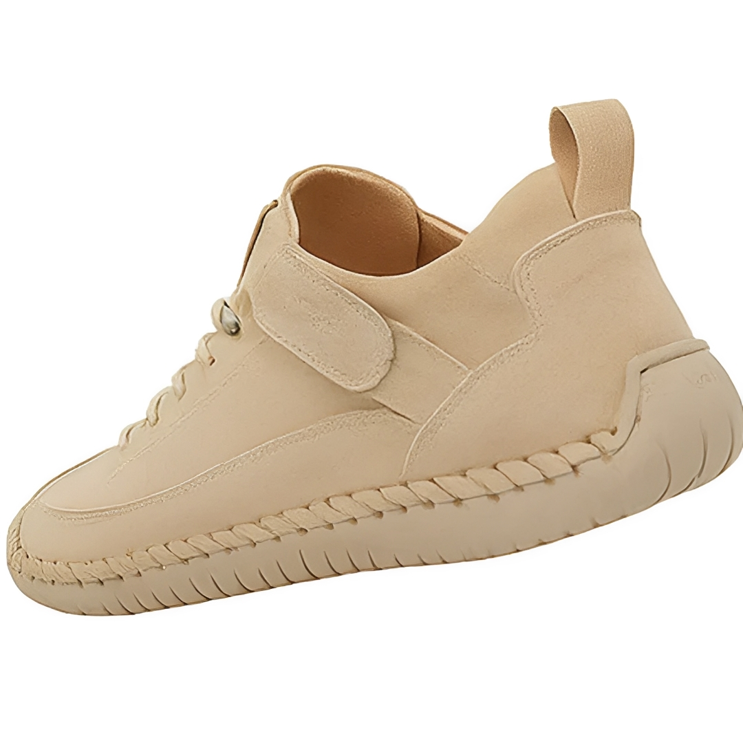 Nellie - Legere genähte Sneaker im Stil