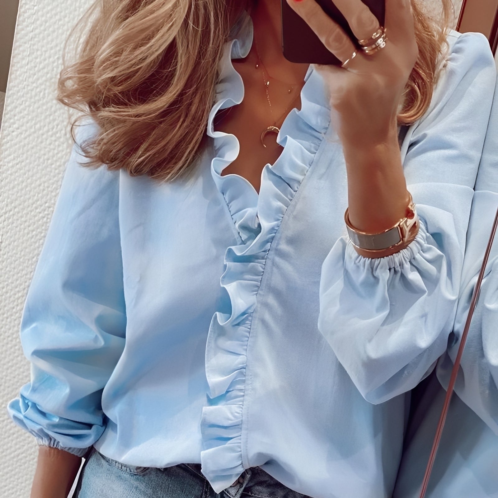 Martha - Stilvolle Rüschenbluse mit V-Ausschnitt für Damen