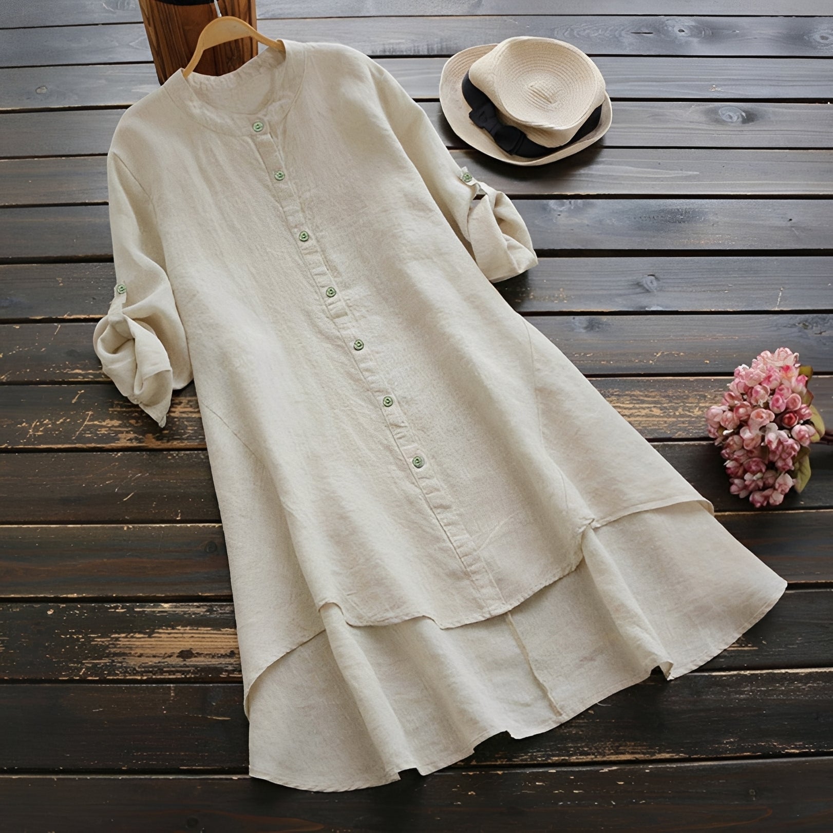 Mildred - Stilvolles Kleid mit Knöpfen