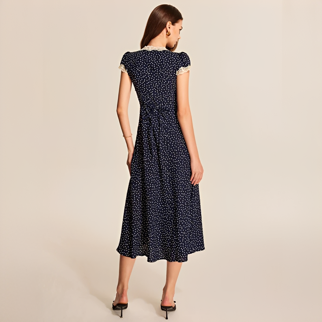 Janette - Modernes Kleid mit Spitzen-Elementen