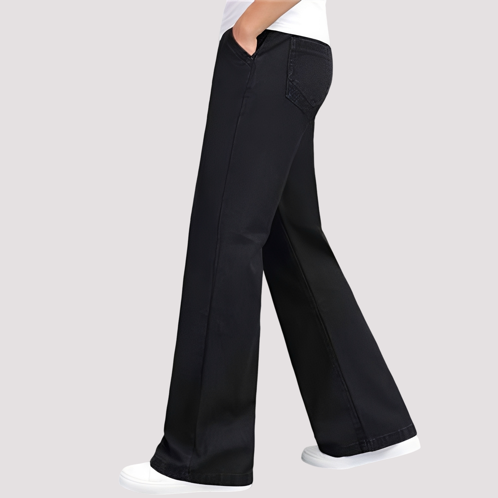 Hazel - Gerade geschnittene Jeans mit ausgestelltem Bein für Damen