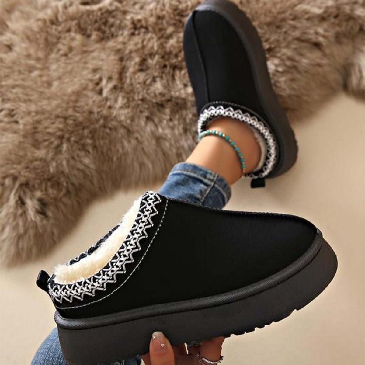 Audrey - Komfortable und warme Winterstiefel