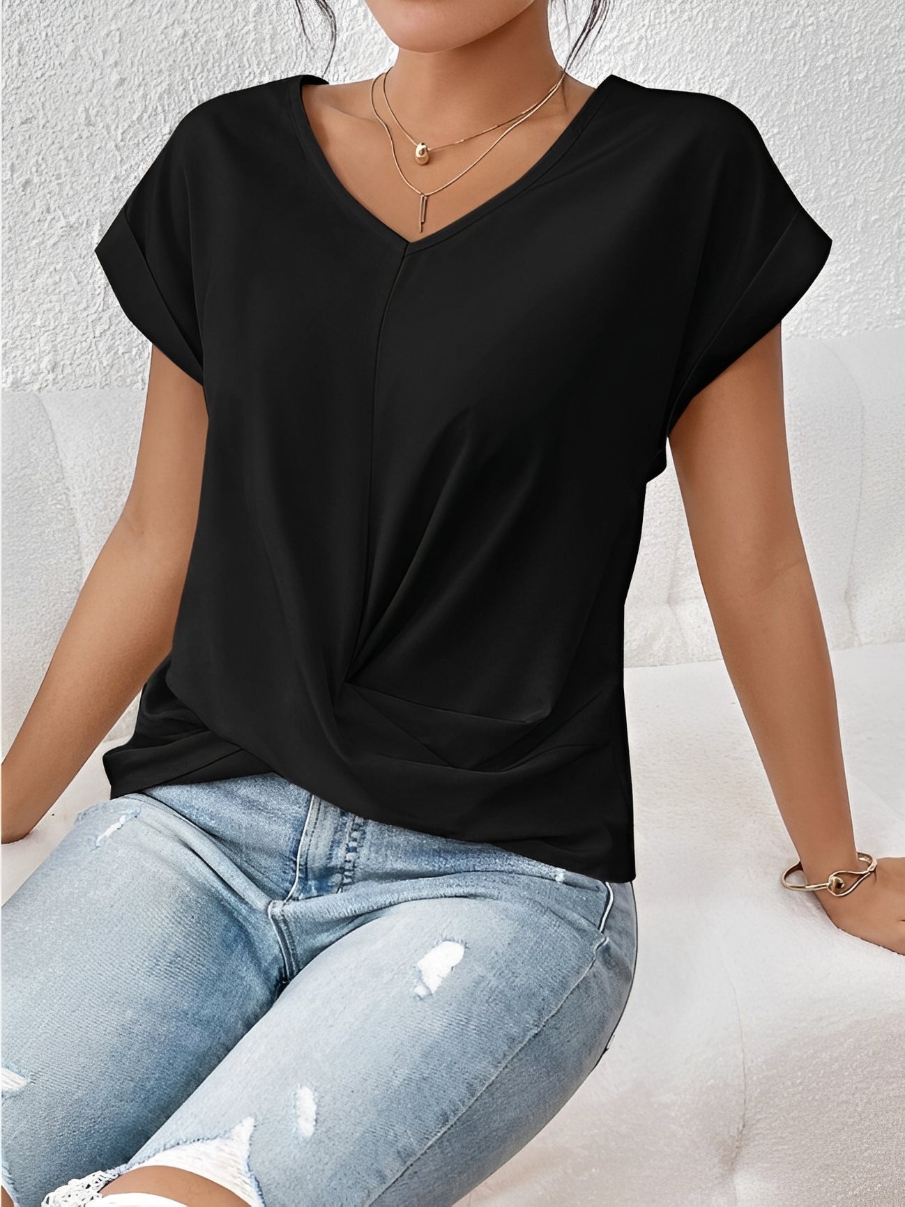Lucie – Damen-Shirt mit V-Ausschnitt – für den Alltag