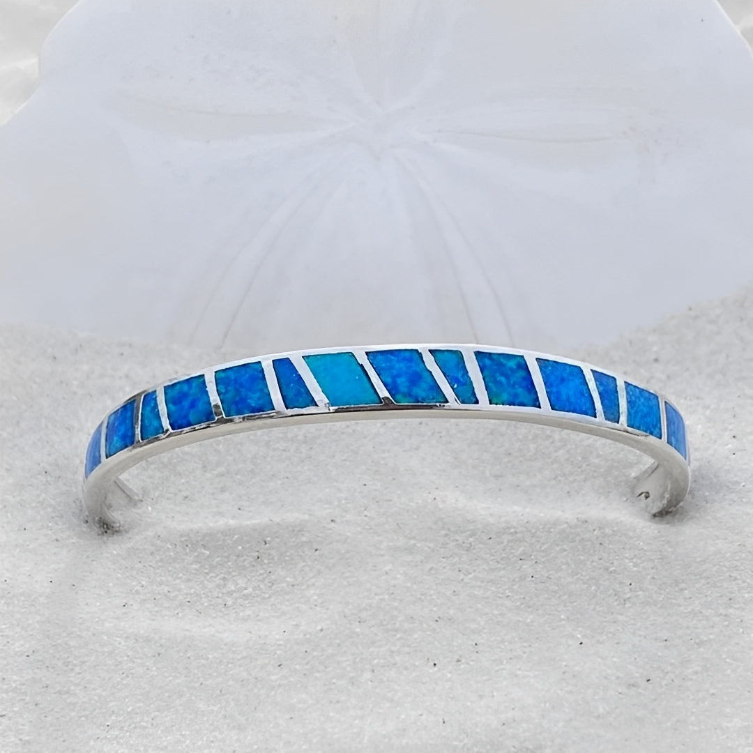 Ozean – Armband mit blauem Opal und Silber