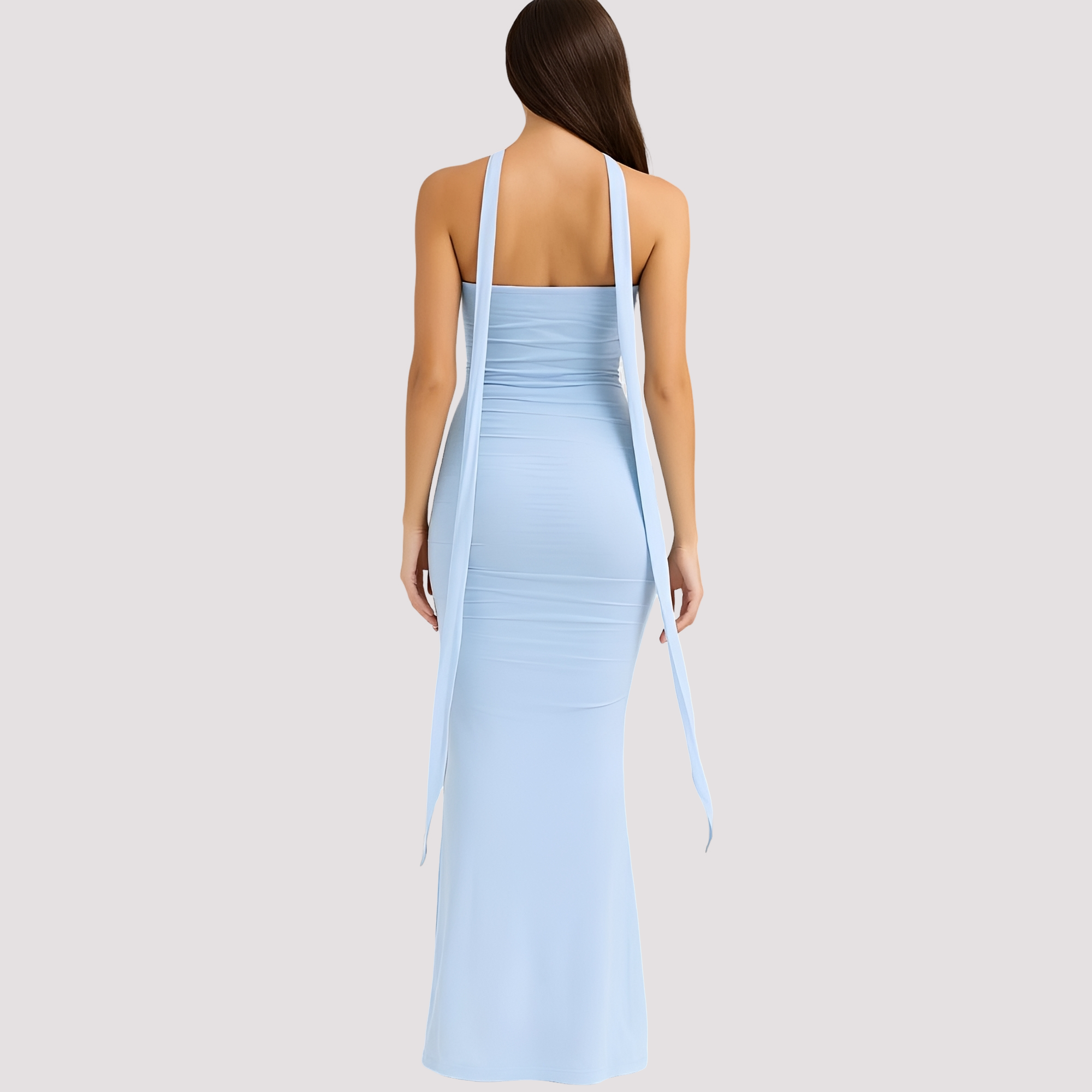 Antonia - Elegantes Slim-Fit-Choker-Kleid