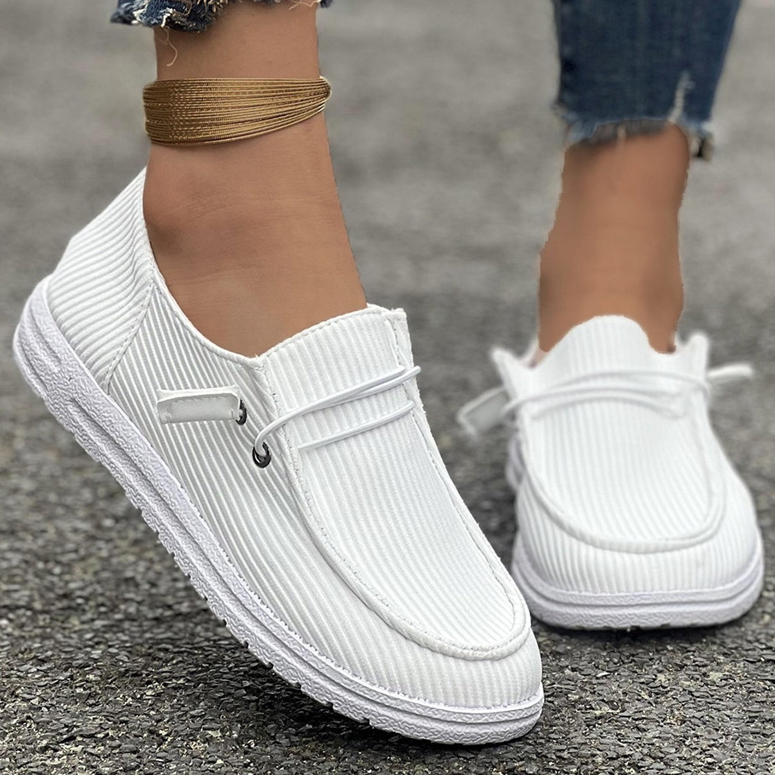 Ellie - Stilvolle flache Slipper für Damen