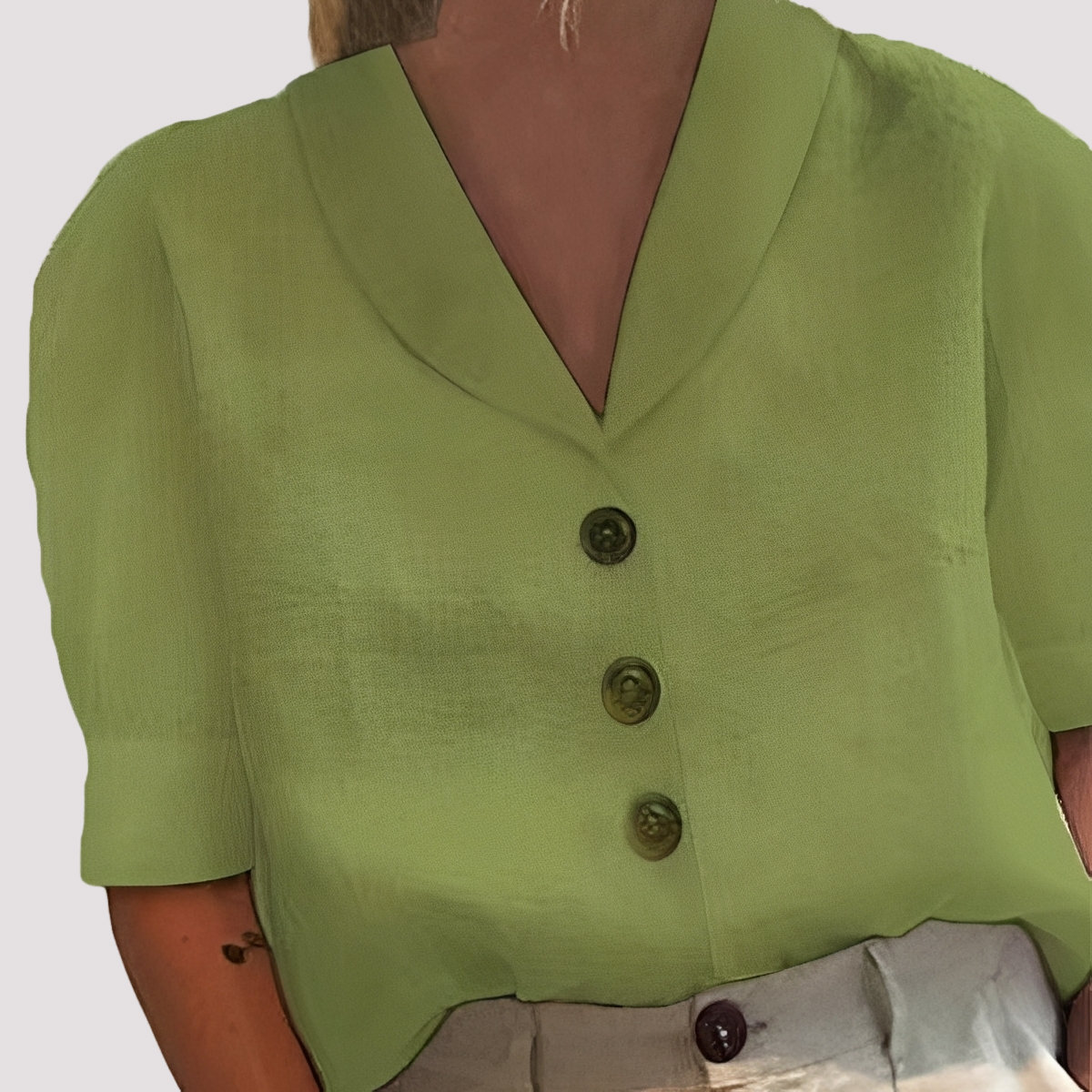 Mariyah - Stilvolle V-Ausschnitt-Bluse