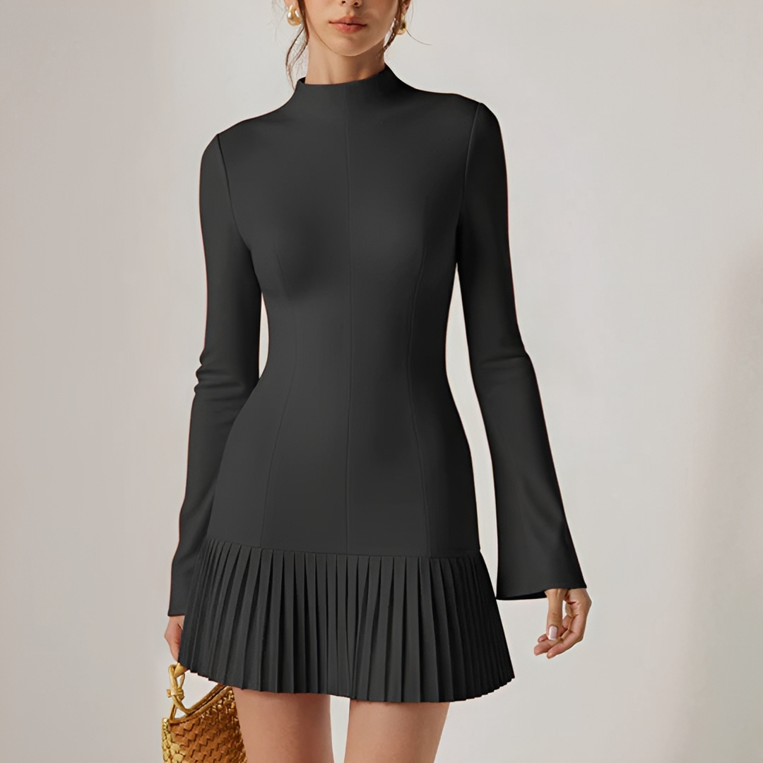 Elva - Stilvolles kurzes Kleid mit Falten