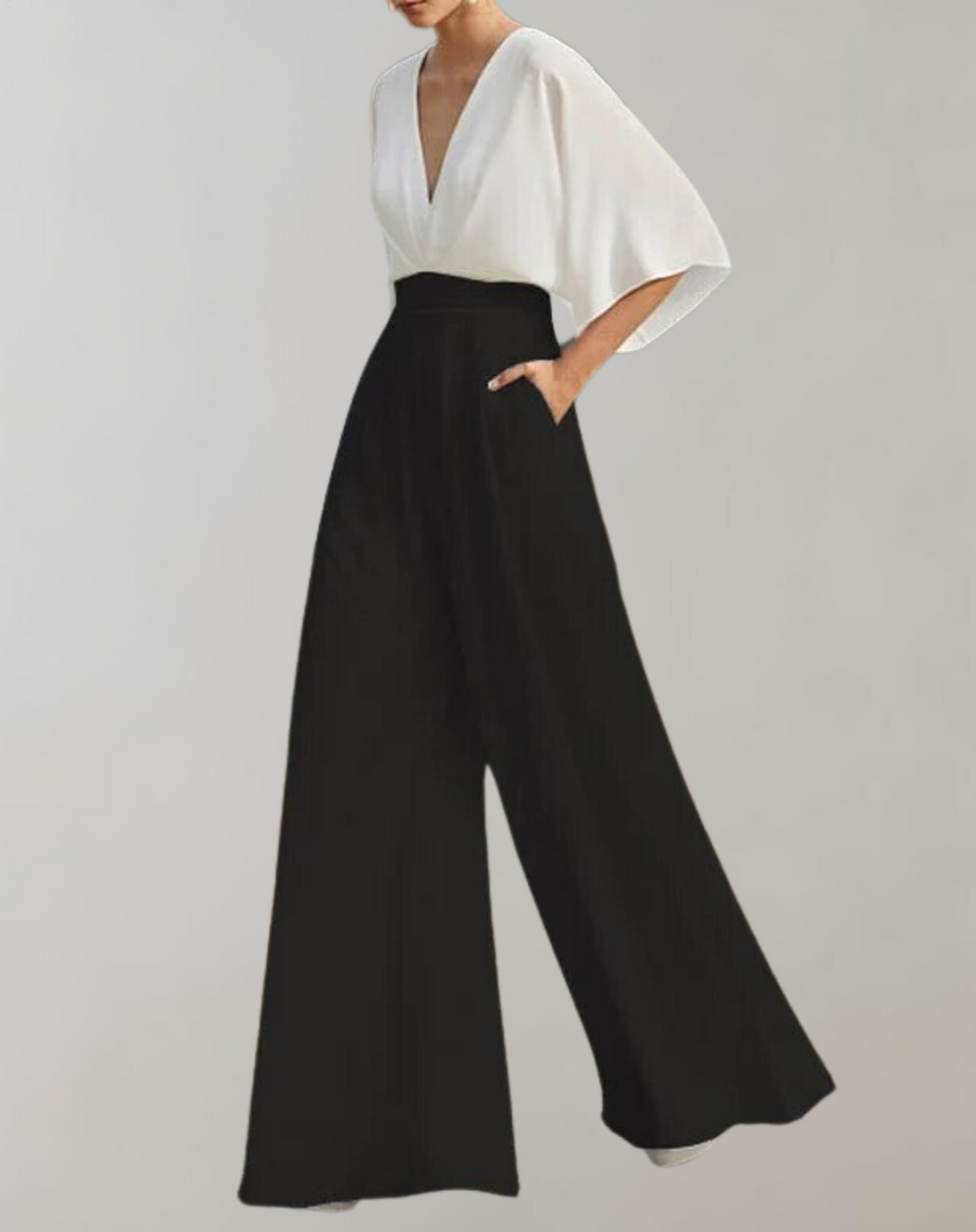 Melanie - Lockerer Stil mit weitem Bein