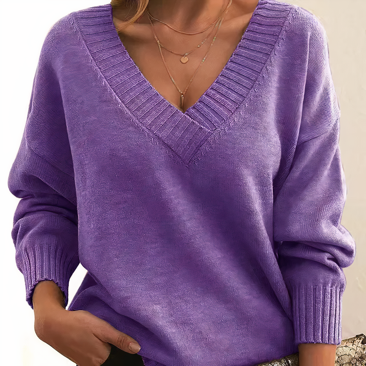 Herbst - Schicker und behaglicher Pullover mit V-Ausschnitt