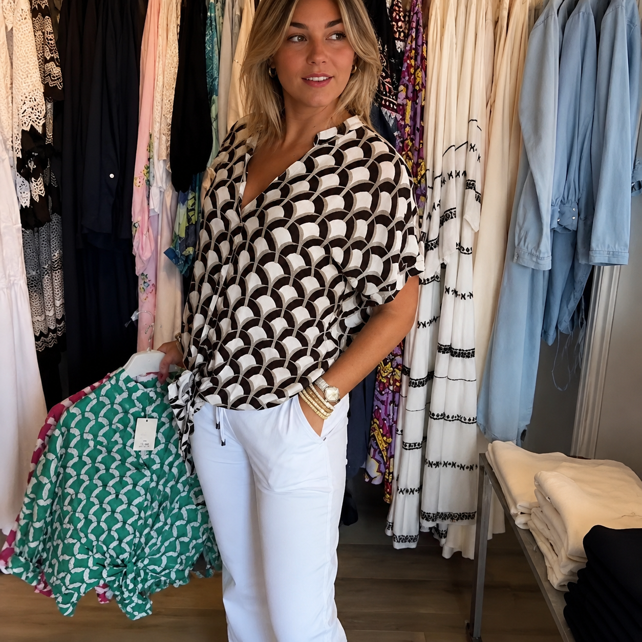 Leona - Stilvolles Oberteil mit Print für Damen