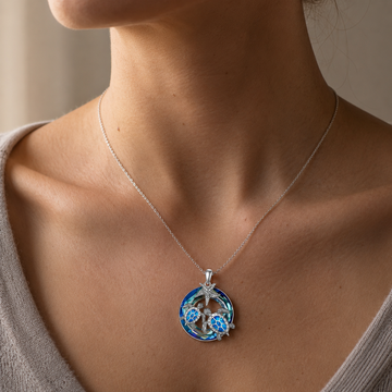 Nolwen – Schmuck mit Schildkröte, Palme und Opalring