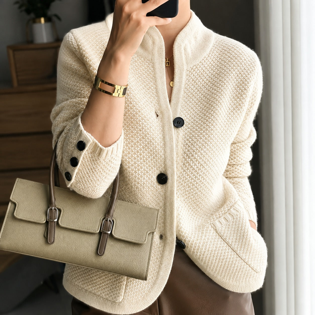 Edda - Kuscheliger Cardigan mit Knöpfen