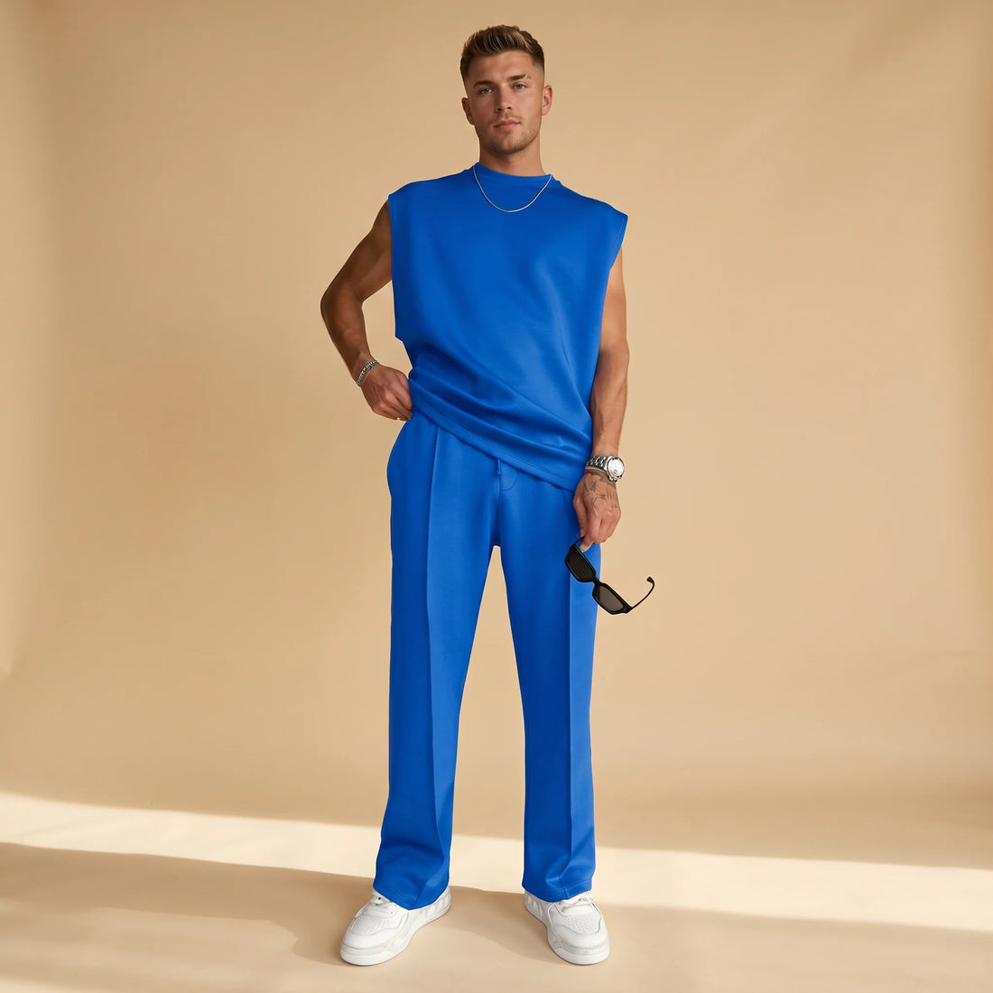Kody - Minimalistisches Tanktop-Hosen Set