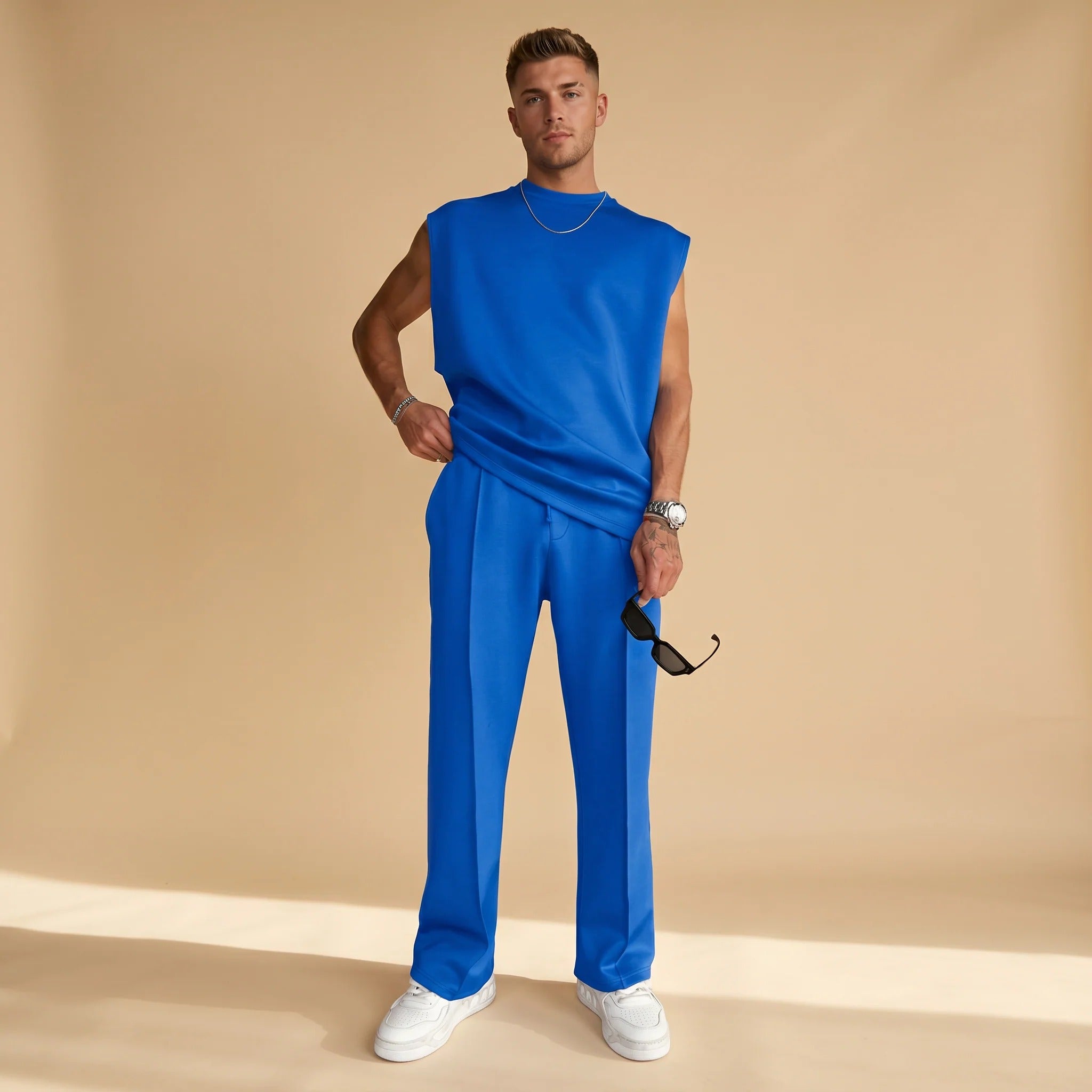 Kody - Minimalistisches Tanktop-Hosen Set