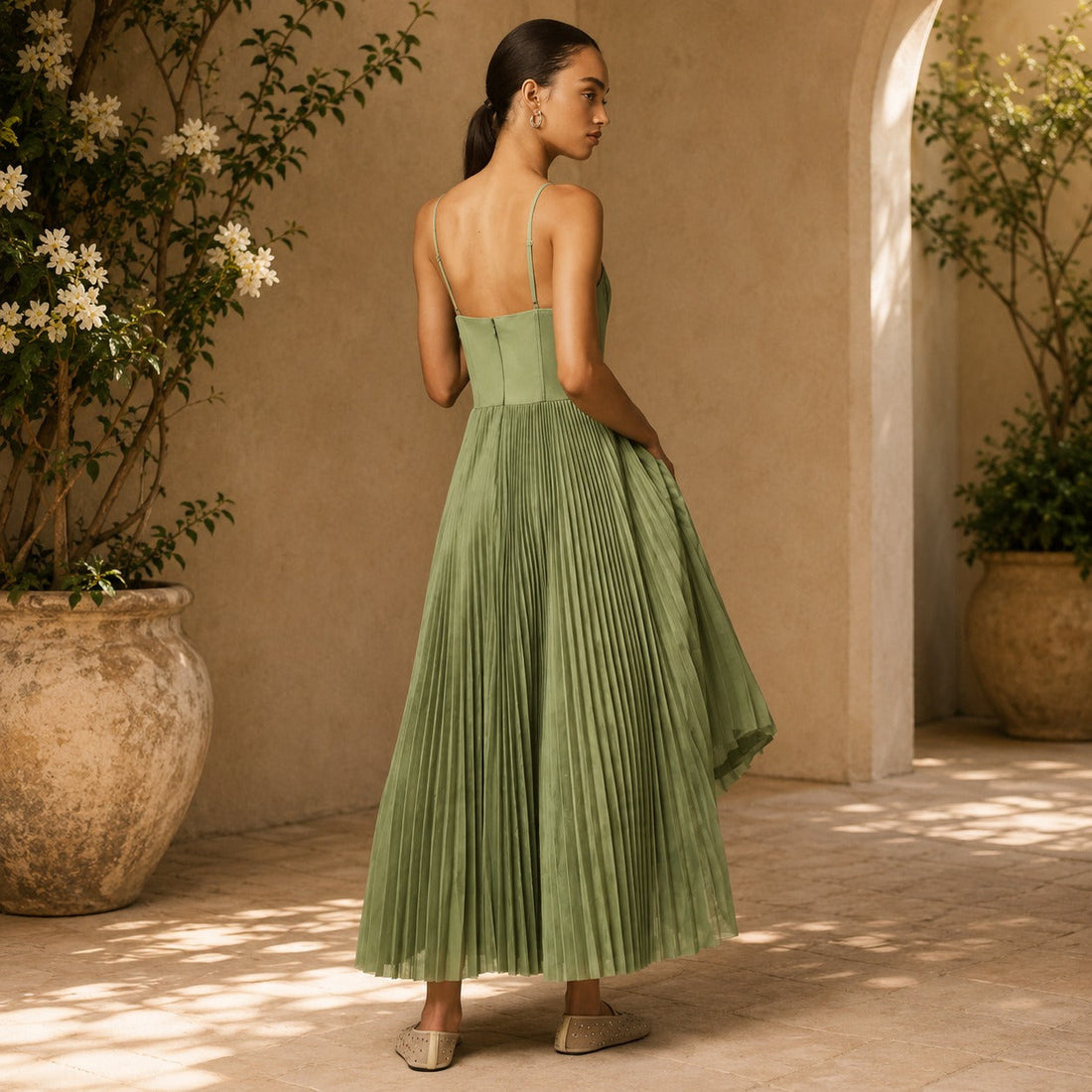 Elissa - Elegantes Plissiertes Midikleid