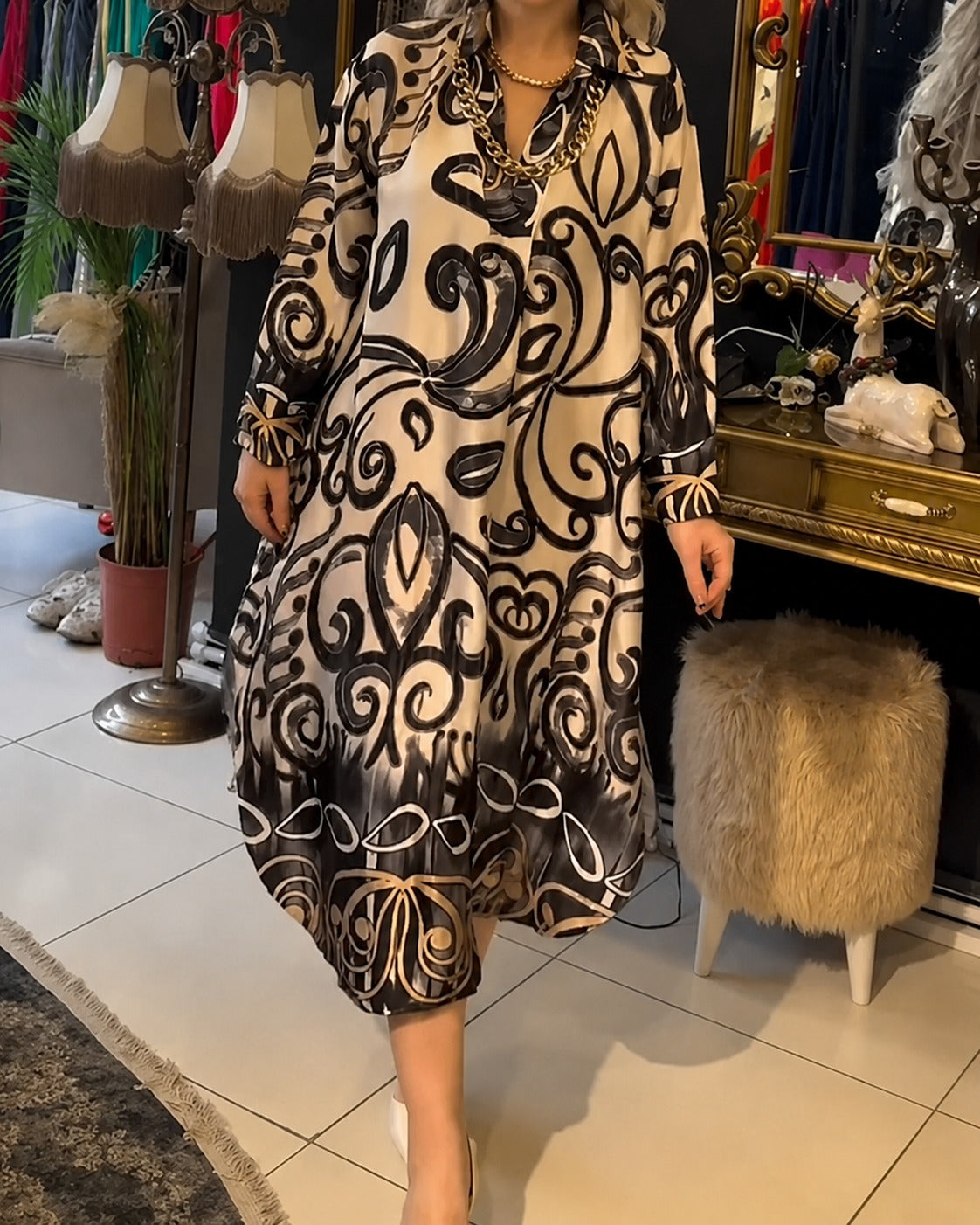 Paula - Stilvolles Weites Kleid