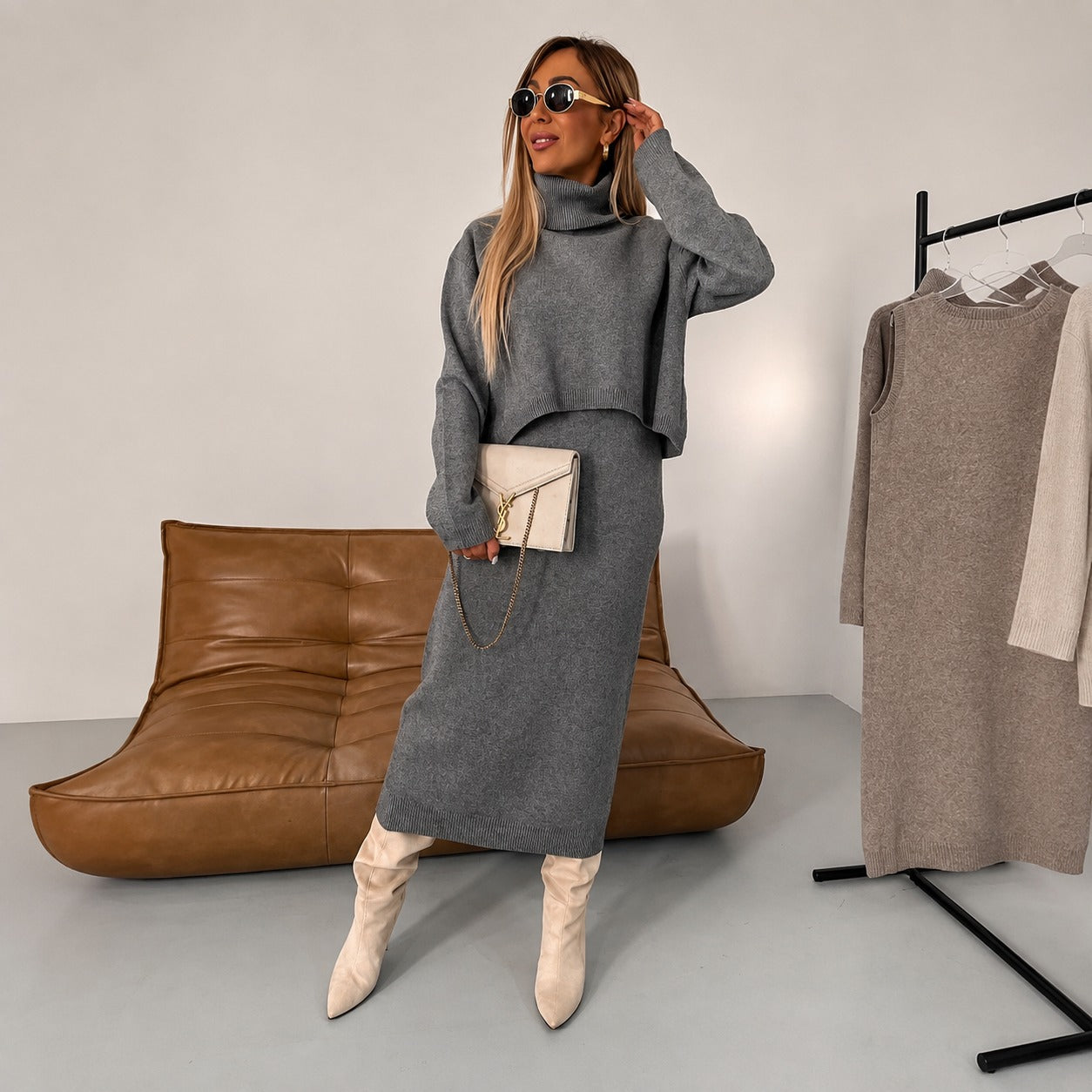 Odette - Luftiges Set mit Kleid und Rollkragenpullover