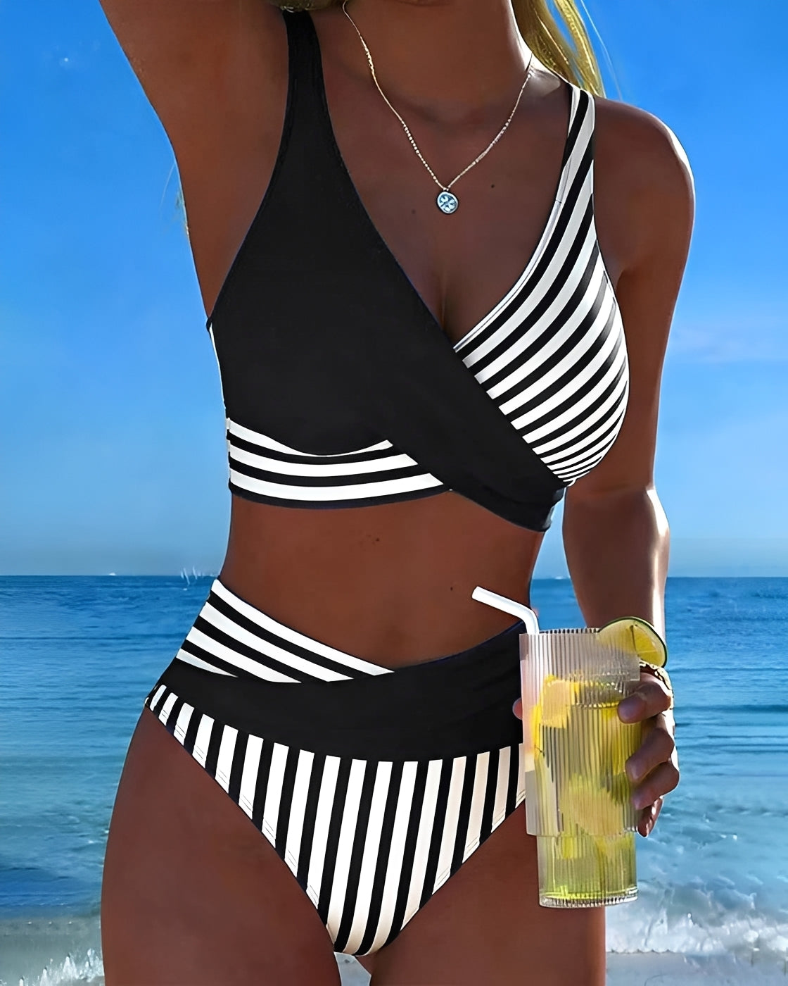 Angelica - Stilvolles Gestreiftes Bikini