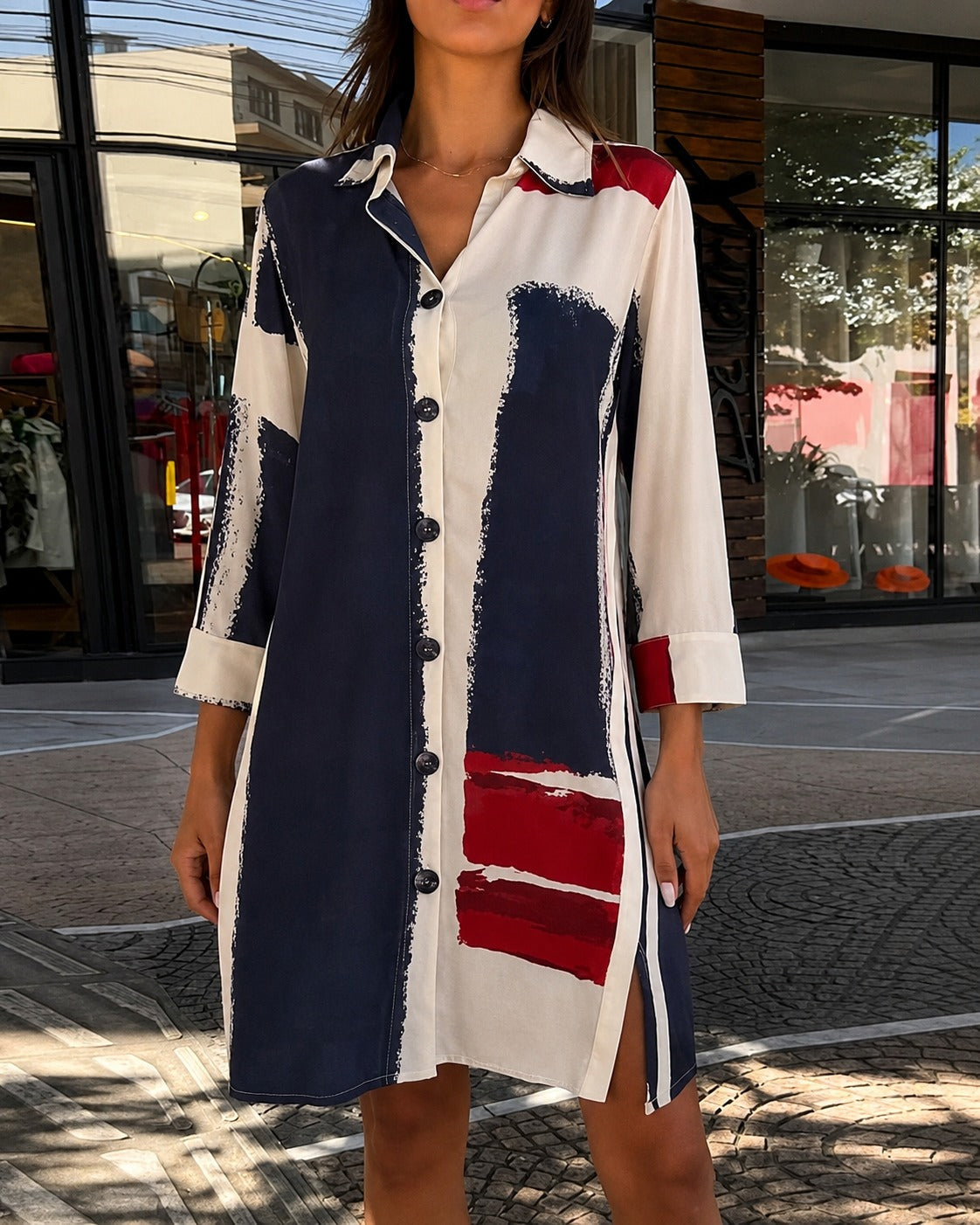 Alyssia - Stilvolles Kleid mit Revers