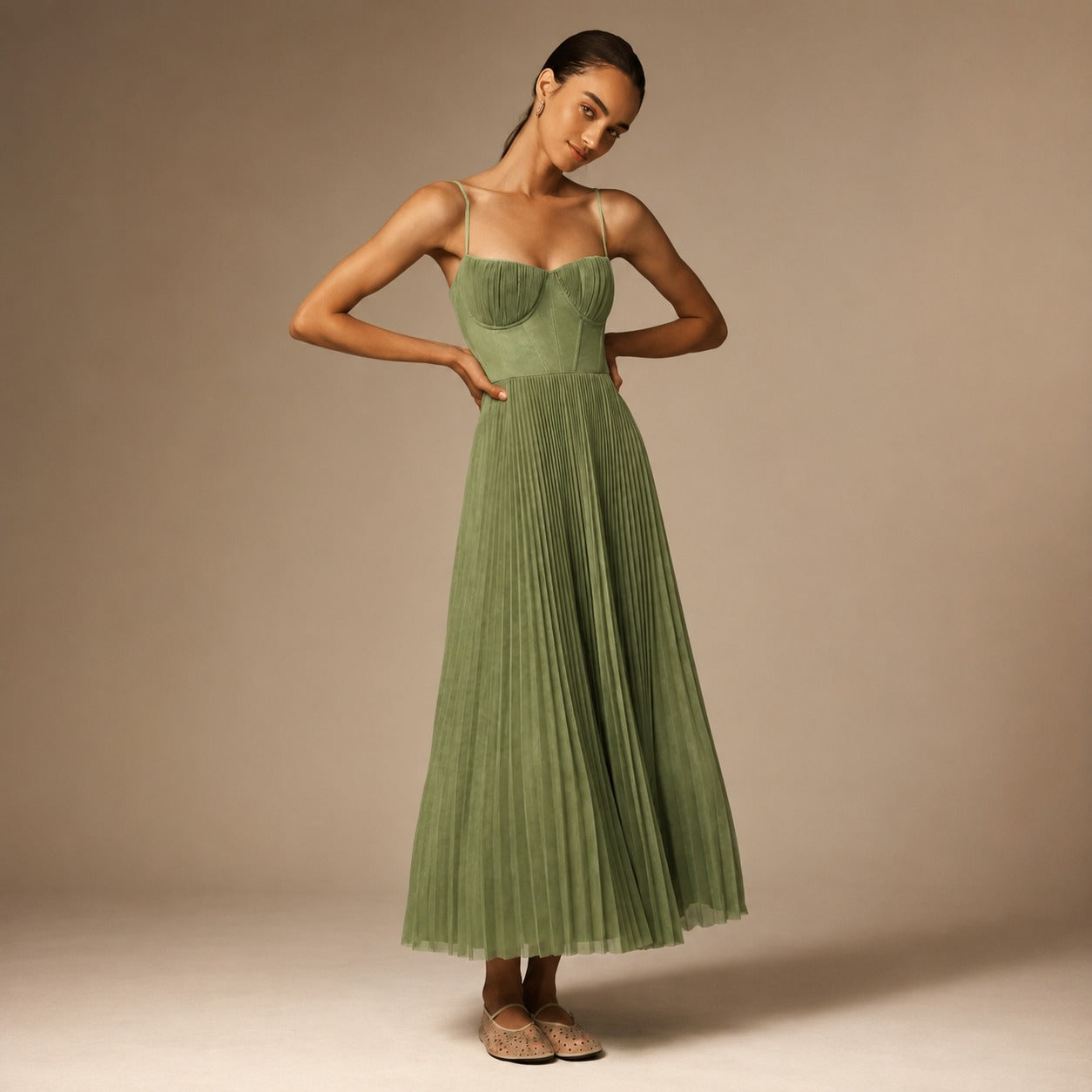 Elissa - Elegantes Plissiertes Midikleid