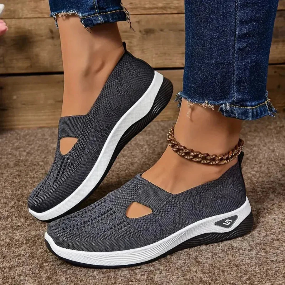 Madelline - Damen-Slipper mit Keilabsatz