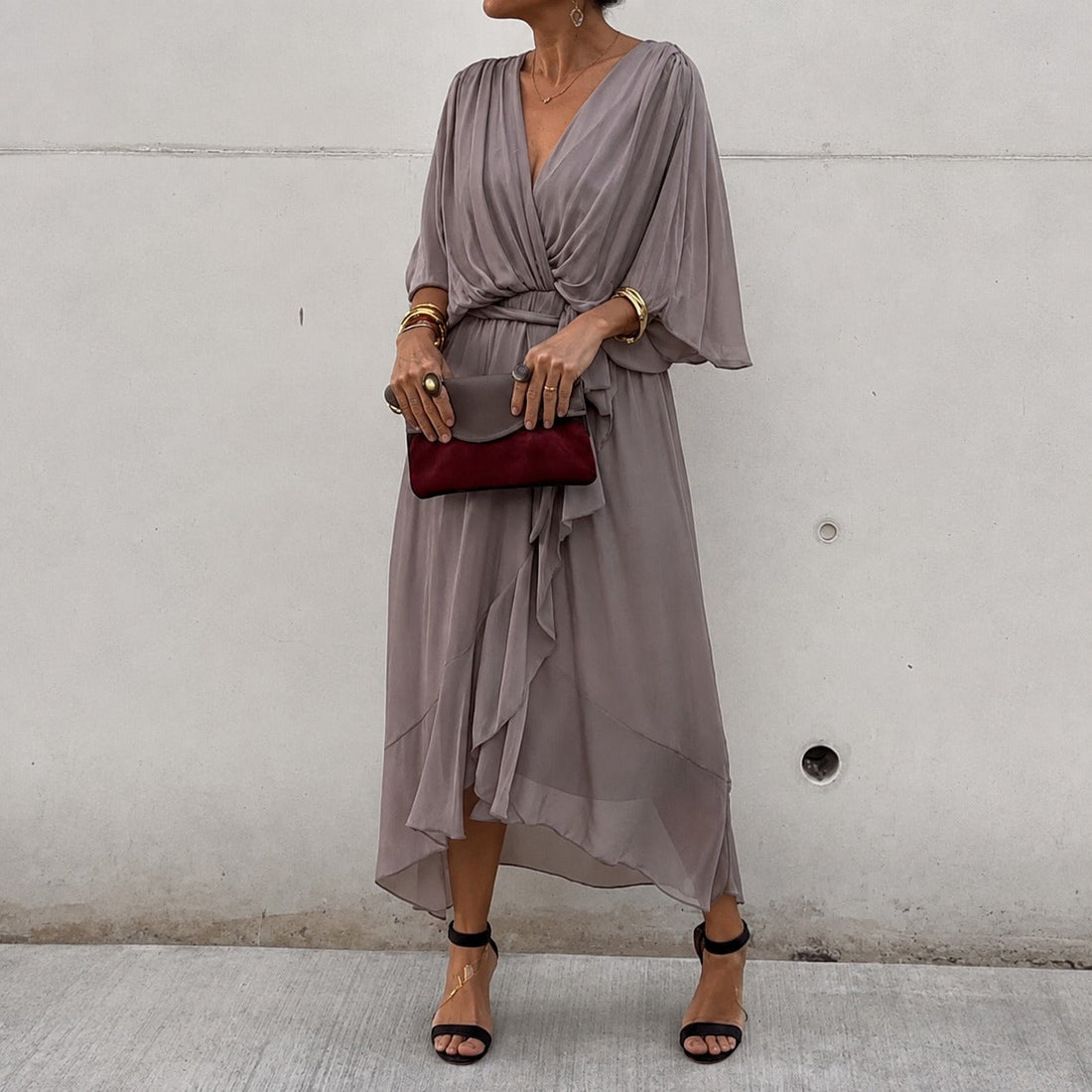 Loisa - Luftiges Chiffonkleid mit V-Ausschnitt
