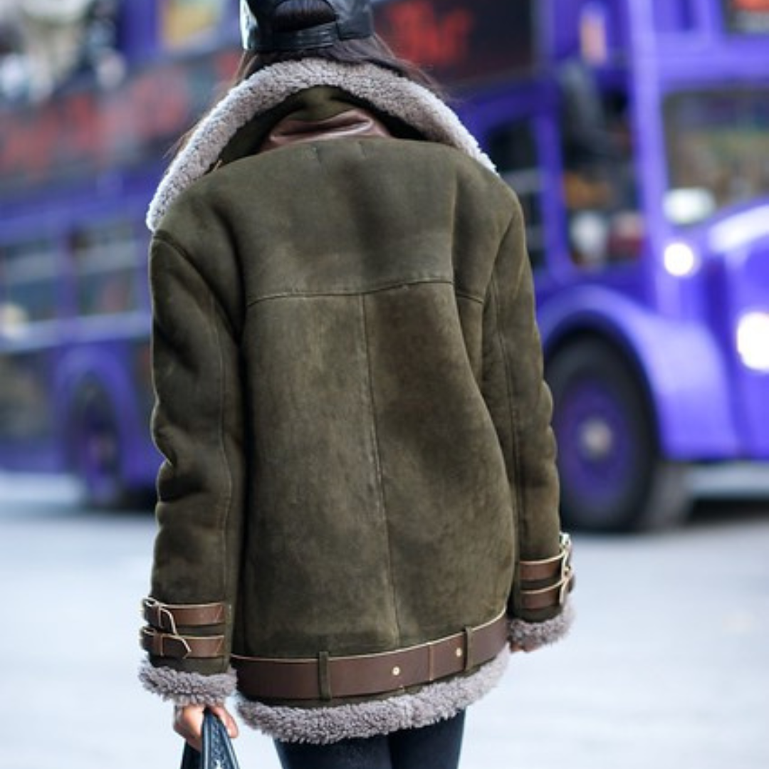 Cassandra - Angenehme und bequeme Jacke