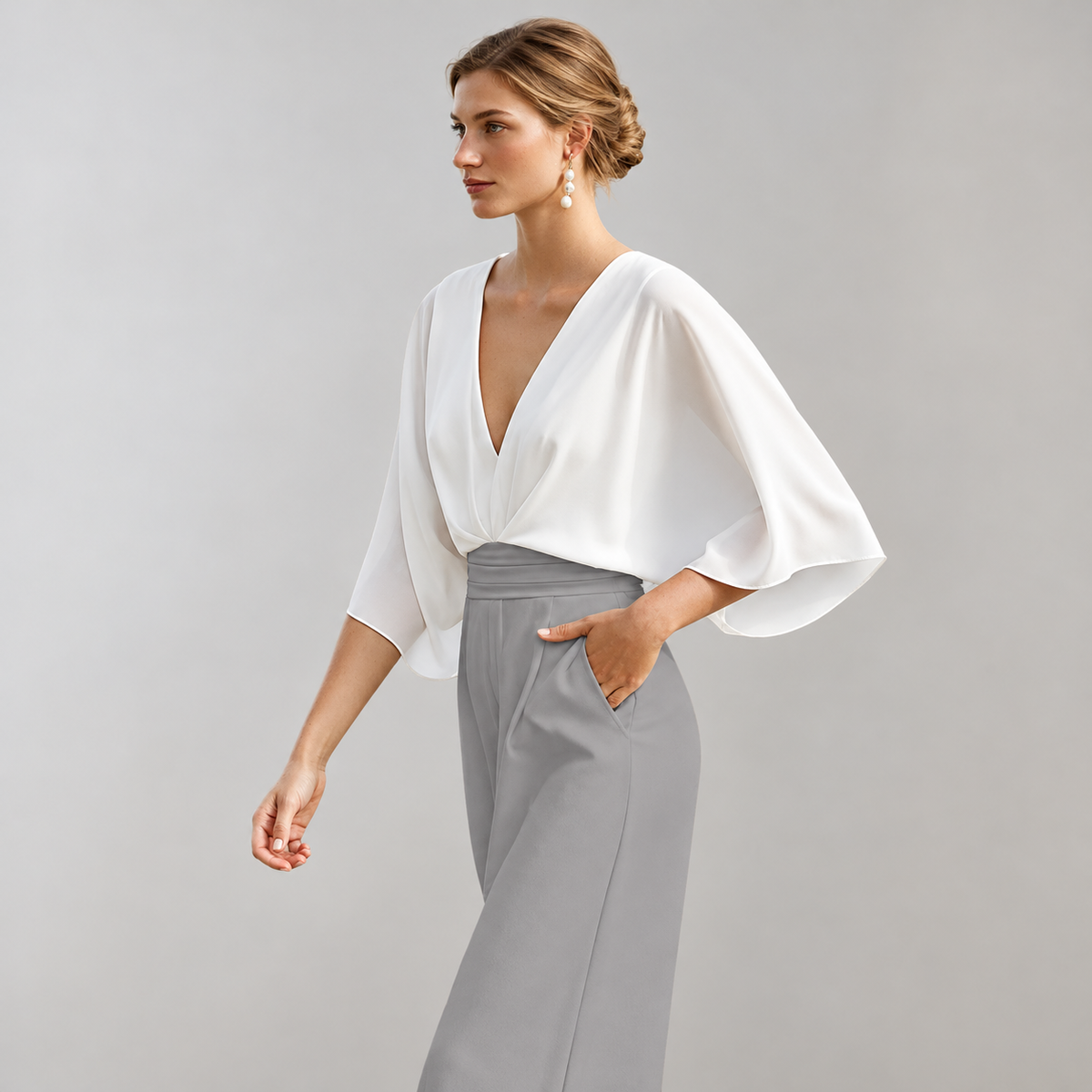 Melanie - Lockerer Stil mit weitem Bein