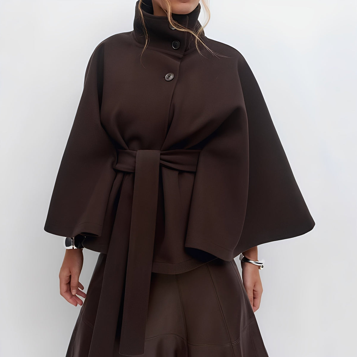 Damen-Übergangsjacke im Cape-Design mit Gürtel, Stehkragen und Knopfverschluss – Lockere Passform