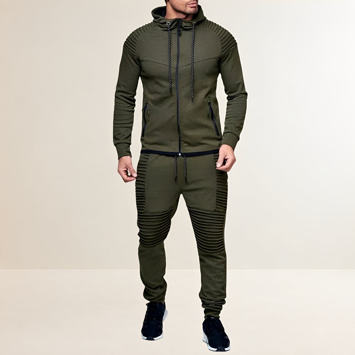 Herrensportset mit Kapuzenjacke und Jogginghose - Slim Fit, Rippdesign