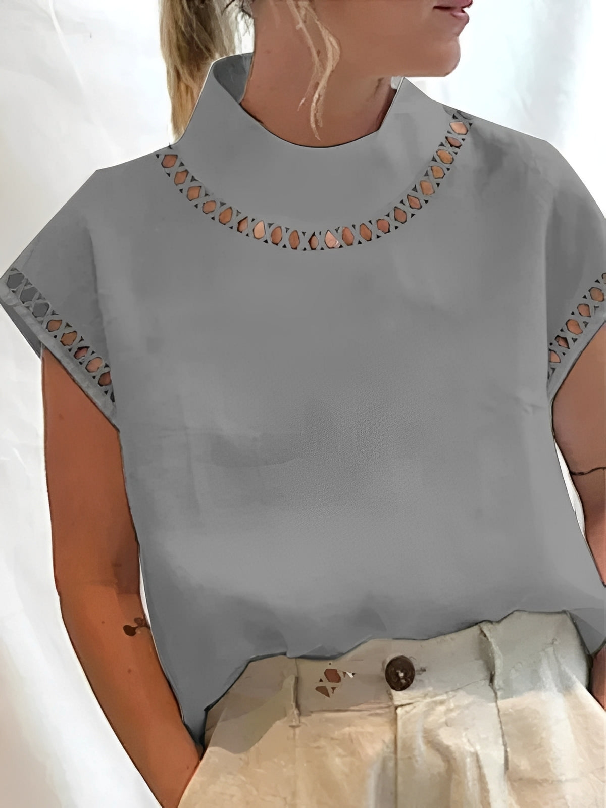 Nannie - Stilvolles Top mit Ausschnitt für Damen