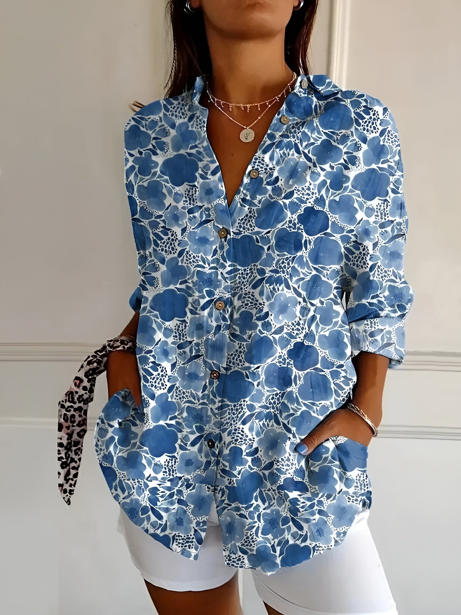 Amara - Luftige Hemdbluse mit Blumenmuster